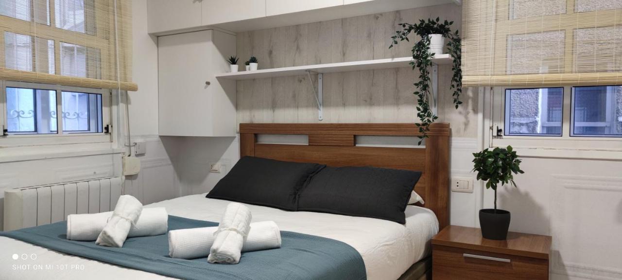 Апартаменти Apartamento En Pleno Casco Historico De Віго Екстер'єр фото